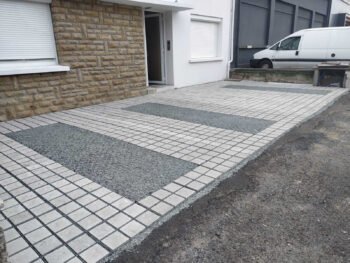 Réalisation d'un parking en pavé et gravier sur Albi 81.
