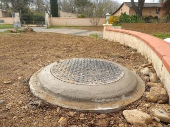 Création d'un regard pour réseau pluvial chez un particulier à Lagrave.