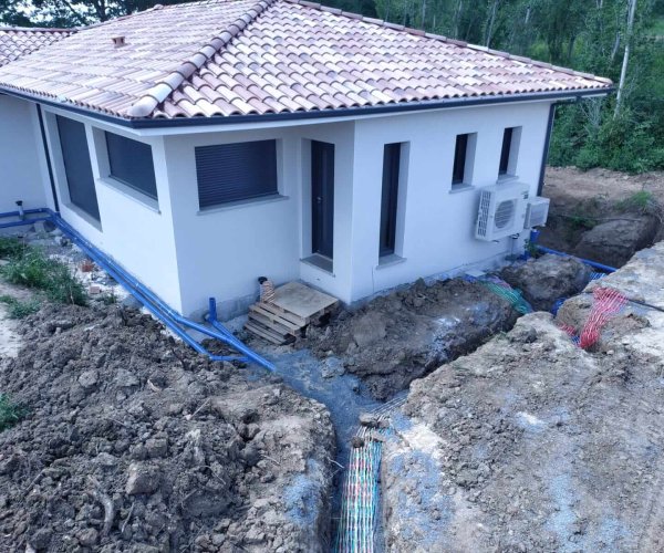 Réalisation des réseaux de VRD d'une maison neuve à Mezens 81.
